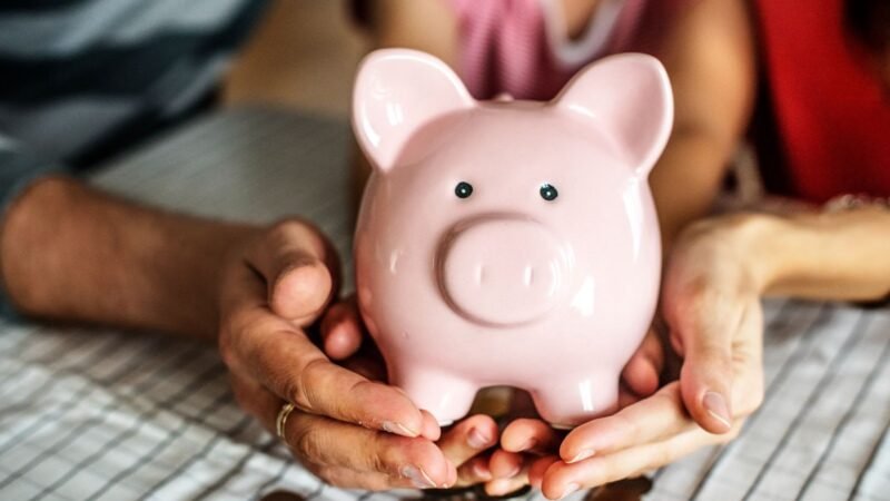 Cómo Ahorrar Dinero: Estrategias Inteligentes para Maximizar tu Presupuesto